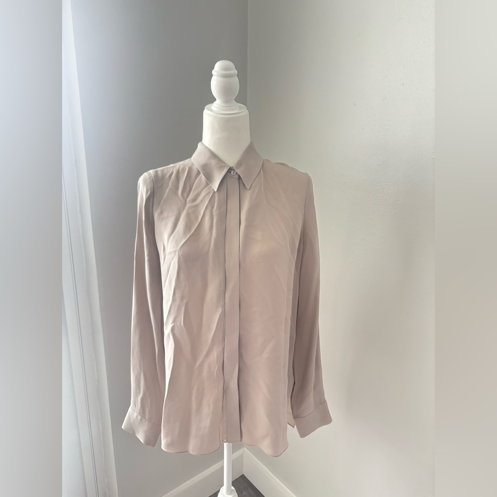Vince Women's Beige Button Down Shirt